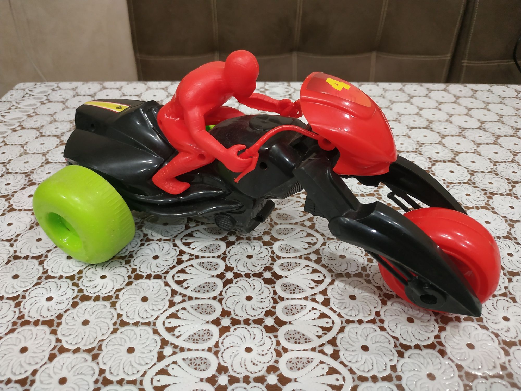 Іграшка игрушка мотоцикл квадроцикл спайдермен