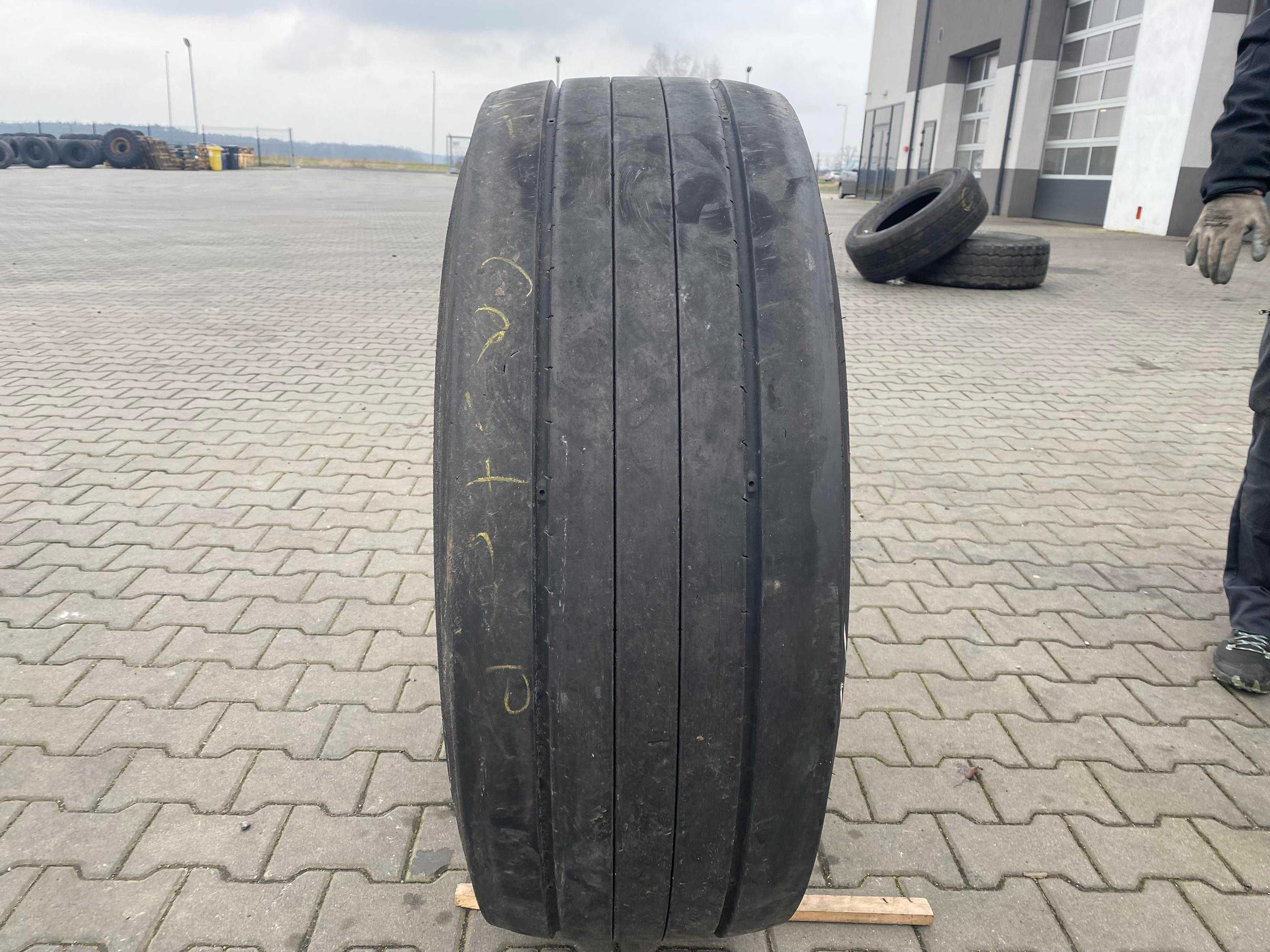 Opona 385/65R22.5 GOODYEAR FUELMAX T HL Naczepowa 10-11mm