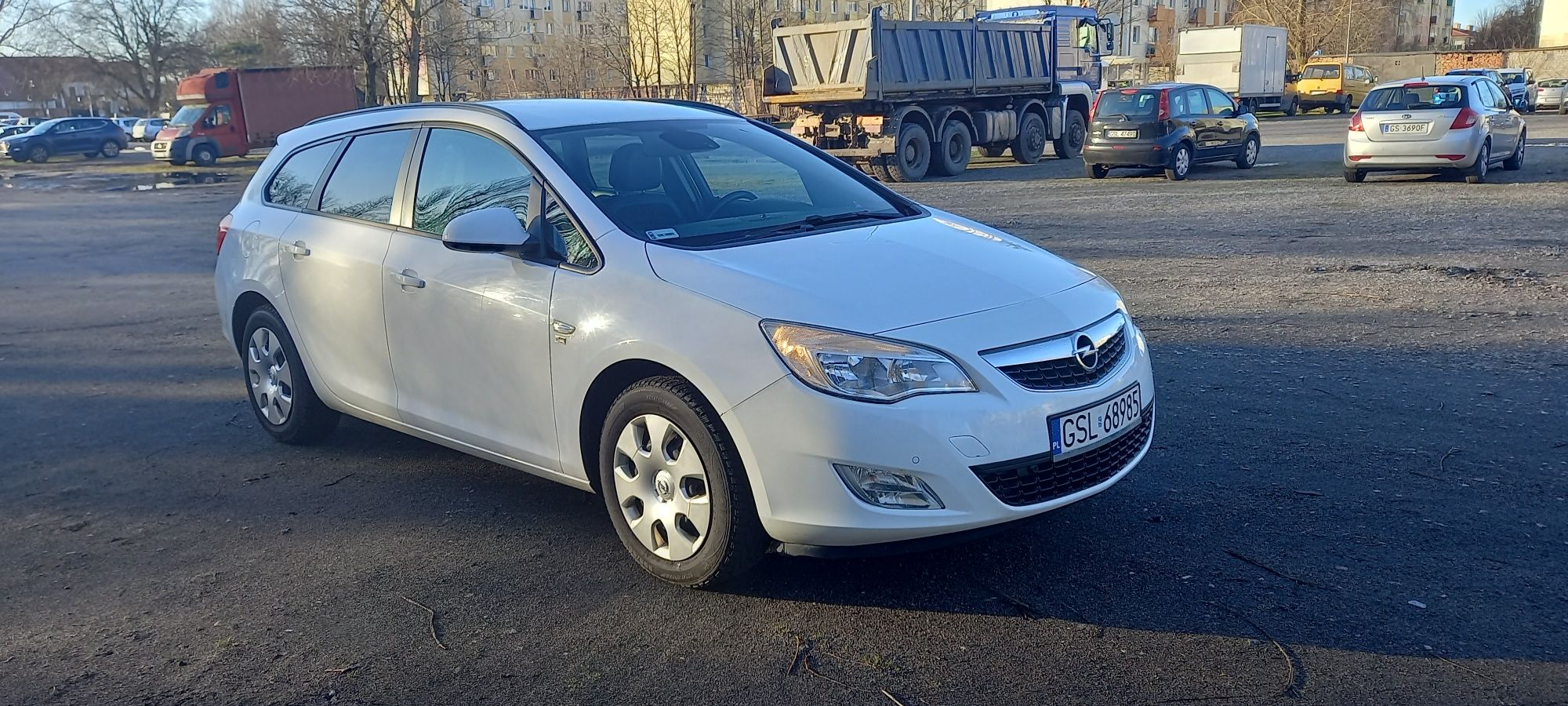 Opel Astra J 1.4 Turbo 2012