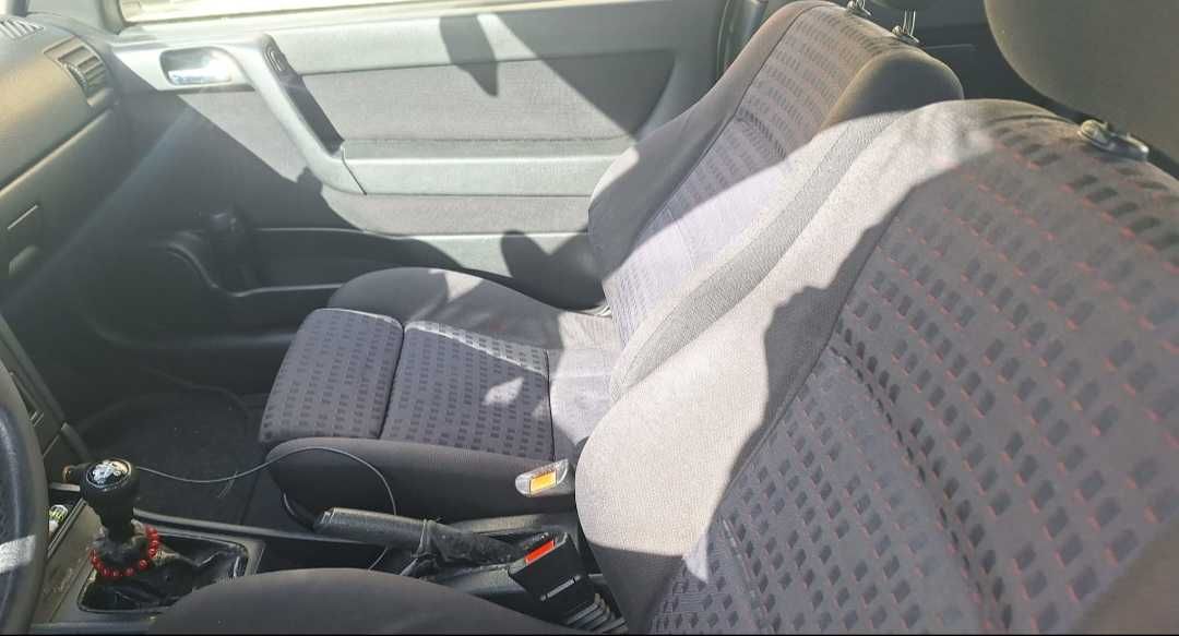 Astra 2001 Bem cuidado