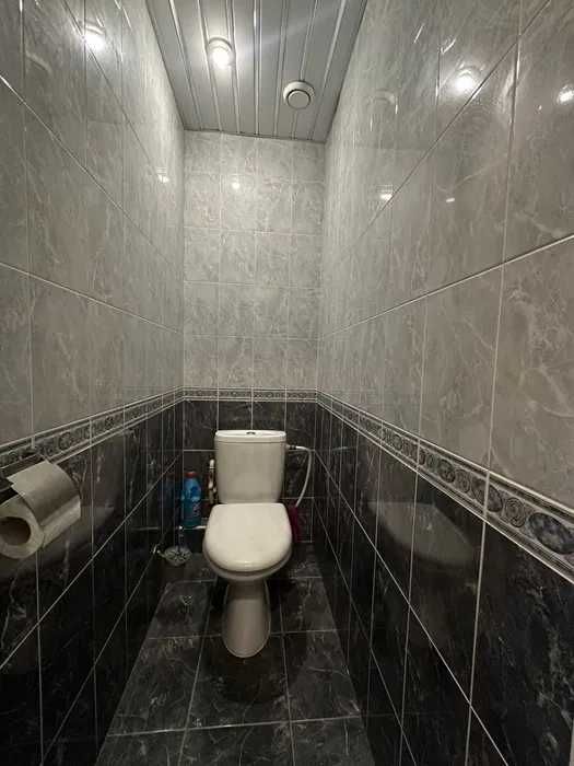 Продам  3к квартиру, м.Защитников Украины,Героев Харькова,89(код87530)