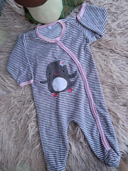 Zestaw 4 sztuki pajacyków na dziewczynkę