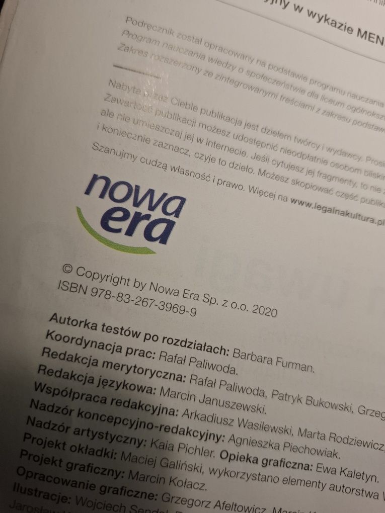 Podręcznik wos w centrum uwagi 2 rozszerzenie
