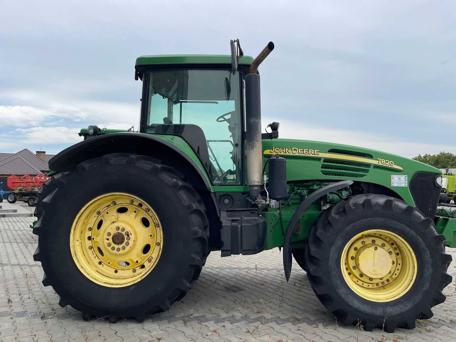 Трактор John Deere 7820 - 2006 рік
