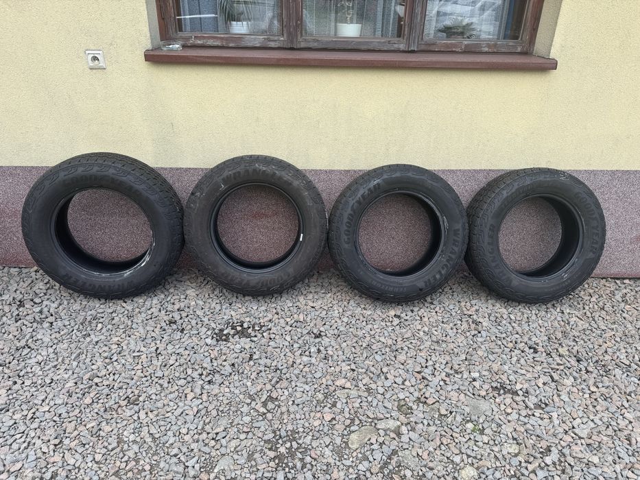 Opony Goodyear Wrangler Territory AT/S 255/65 R18