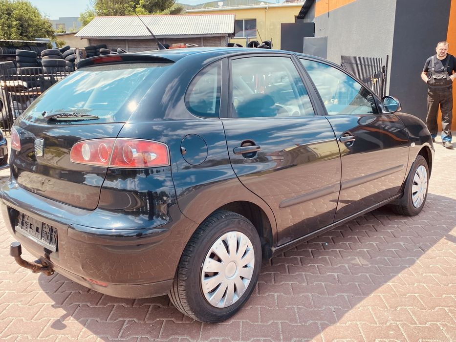 seat ibiza rok2002 poj 1,4 16v kliatmyzacja przeb 167tys AUTOMAT