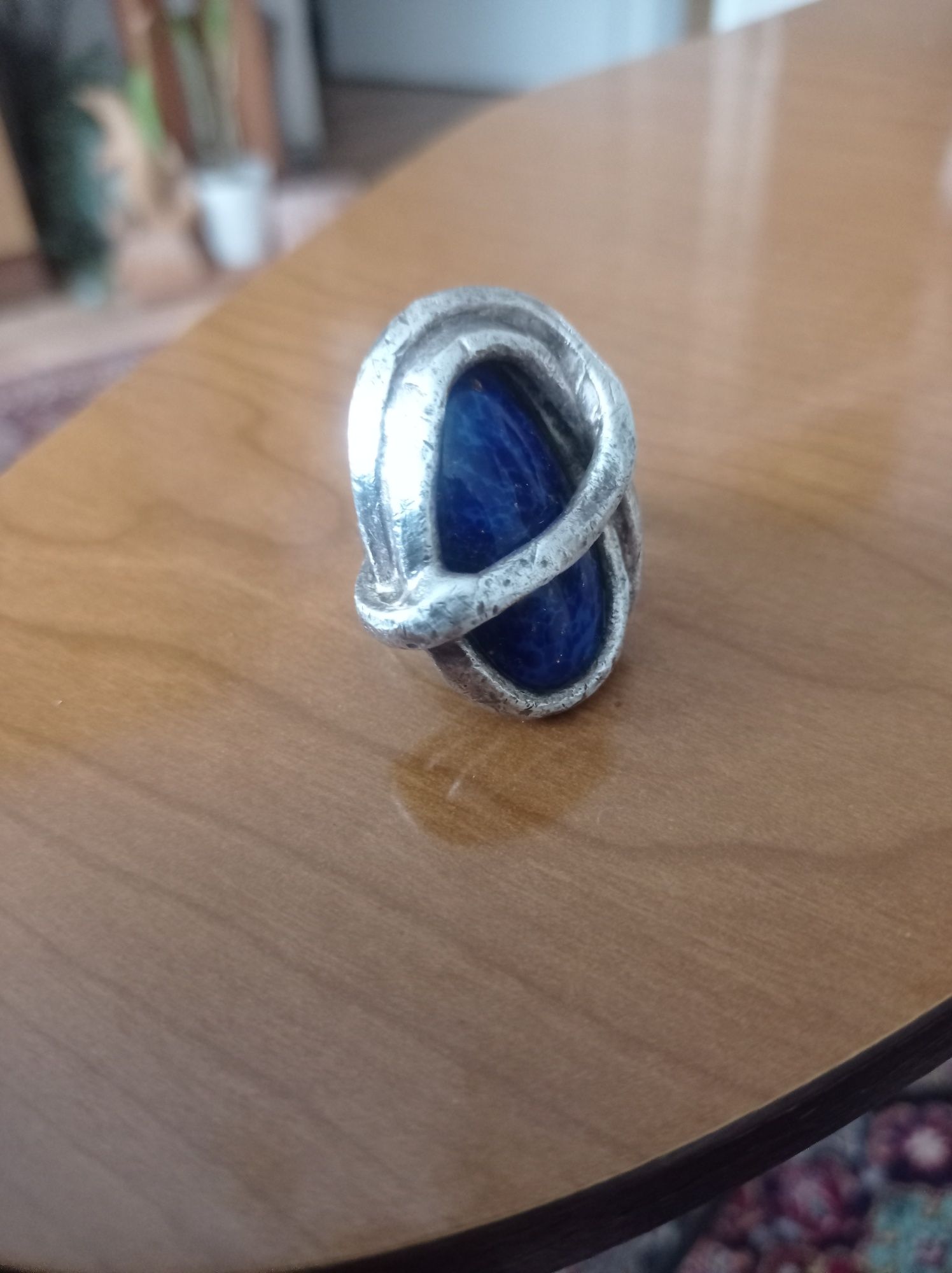 Pierścionek lapis lazuli