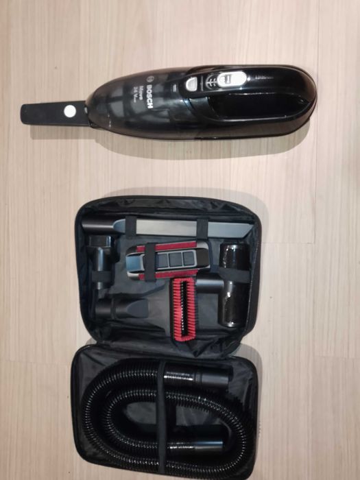 Aspirador Portátil Sem Fios Bosch 24Vmax + Kit de Acessórios