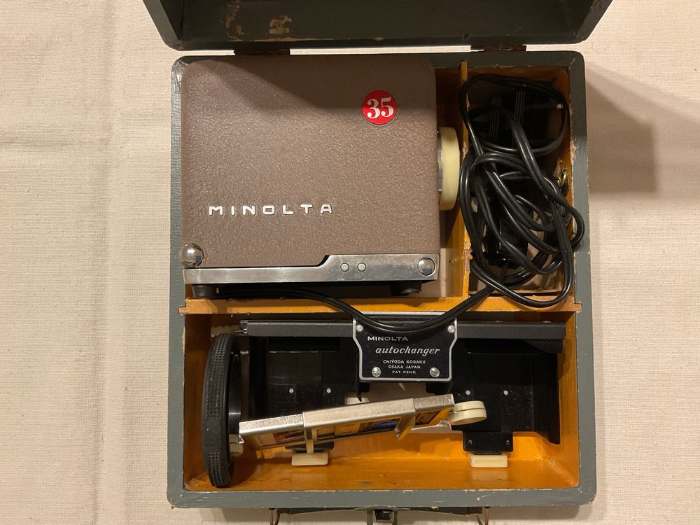 Antigo mini slide projector Minolta made in Japan