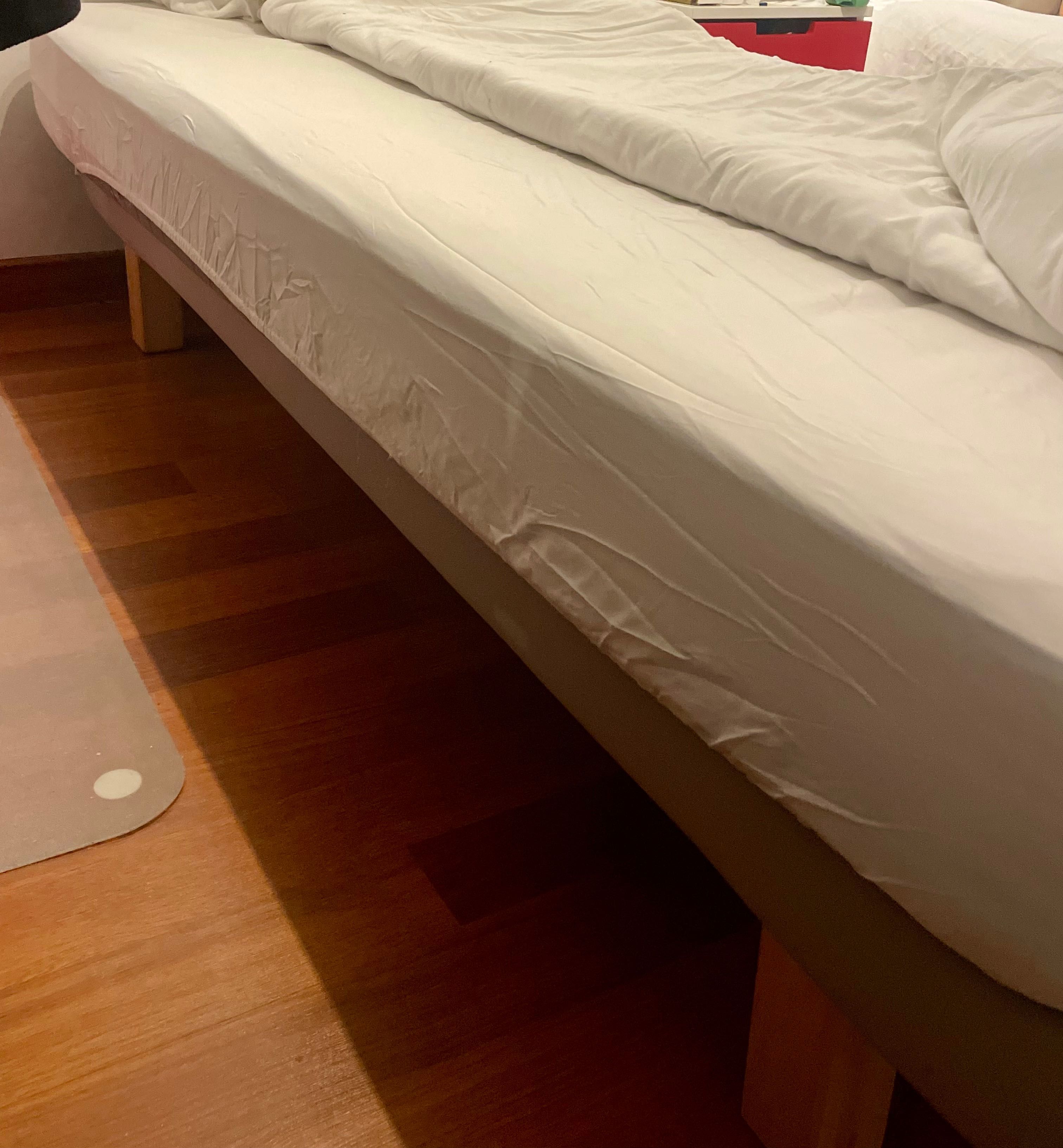 Sommier com Colchão (IKEA)