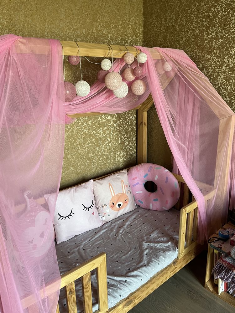 Гірлянда декоративна для дитячого ліжка