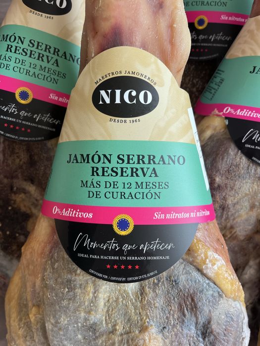 хамон serrano з іспанії