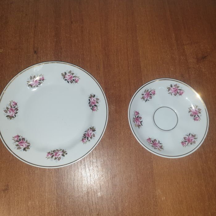 Фарфор   СССР .Сервизы Чайник, заварник, кофейник, салатник, тарелки