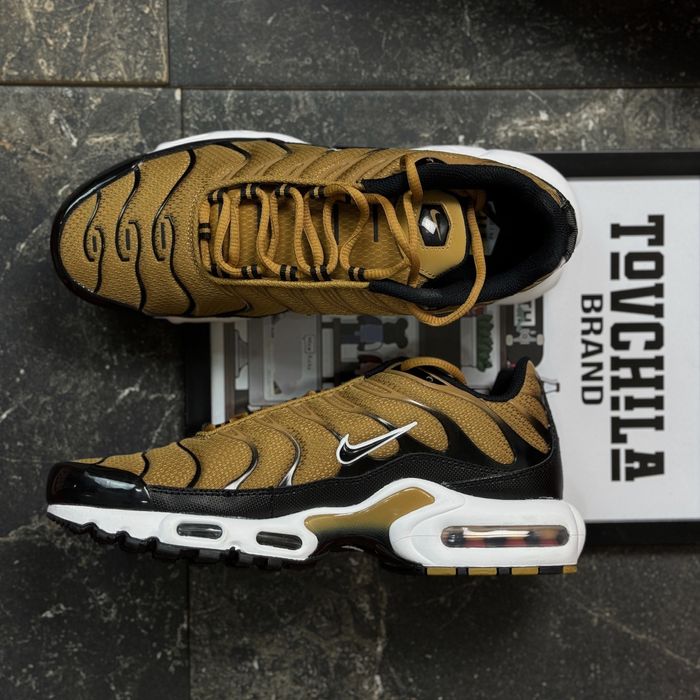 Кросівки Nike Tn Plus Оригінал Кросівки найк коричневі золоті жовті