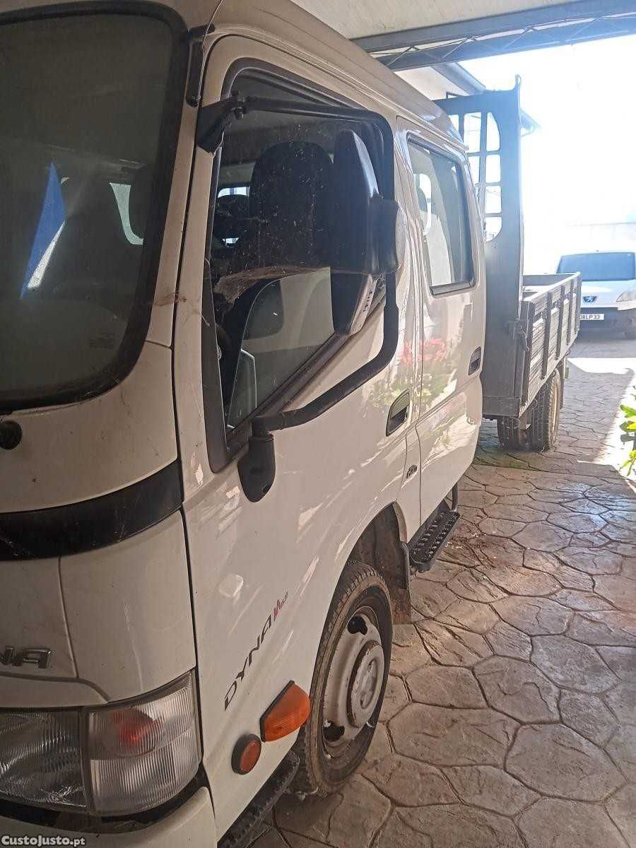 Toyota Dyna M 35.37 3.0 D4D