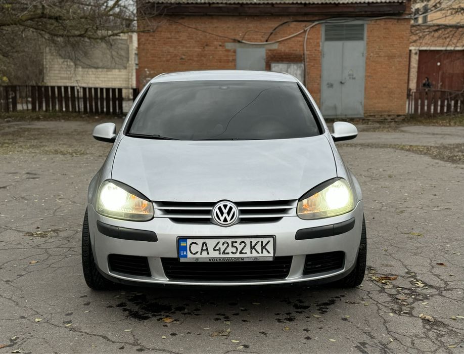 Volkswagen Golf 5 1.6