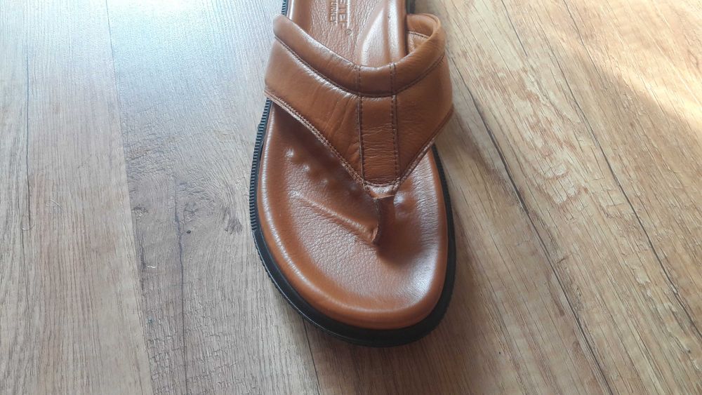Шлёпки кожаные мужские через палец. Турция