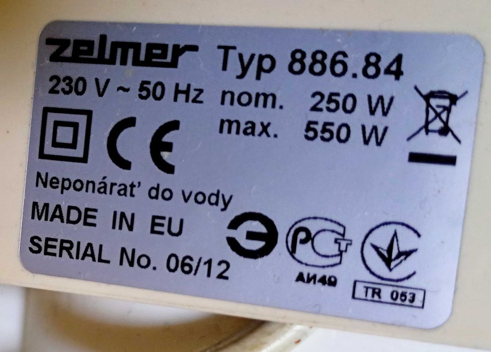 Maszynka do mielenia mięsa Zelmer 886.84