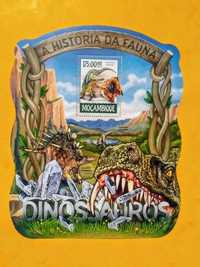 Znaczek blok Mozambik 2015 dinozaury nr2