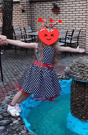 Платье для девочки 5-6 лет