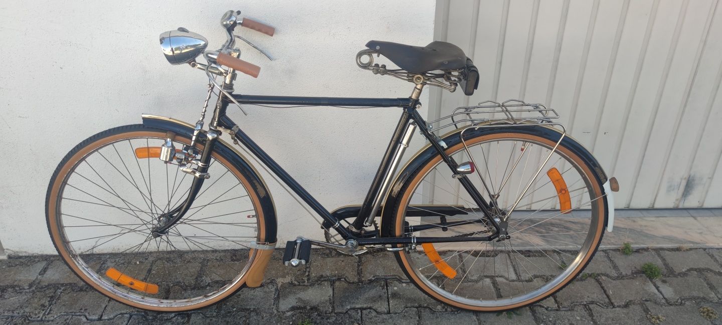 Bicicleta Pasteleira marca PHILIPS e CHAMPIONS roda 28