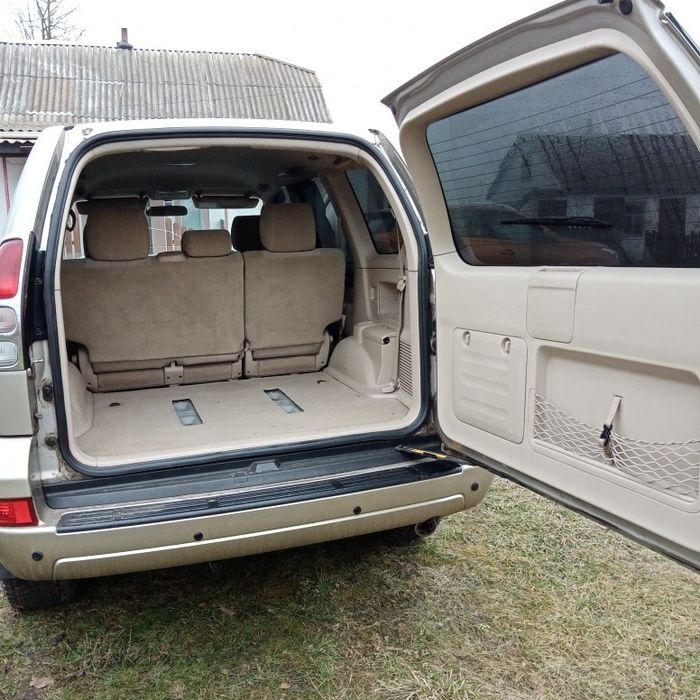 Продам внедорожник