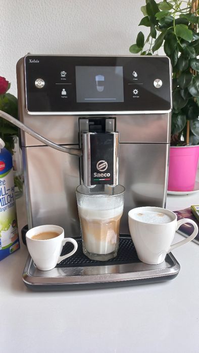 Кавомашина Saeco Xelsis SM7583