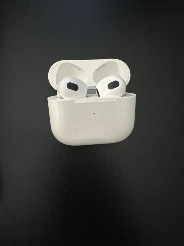 apple airpods 3 jak nowe