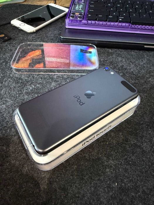 iPod Touch Gen 7 32GB space gray