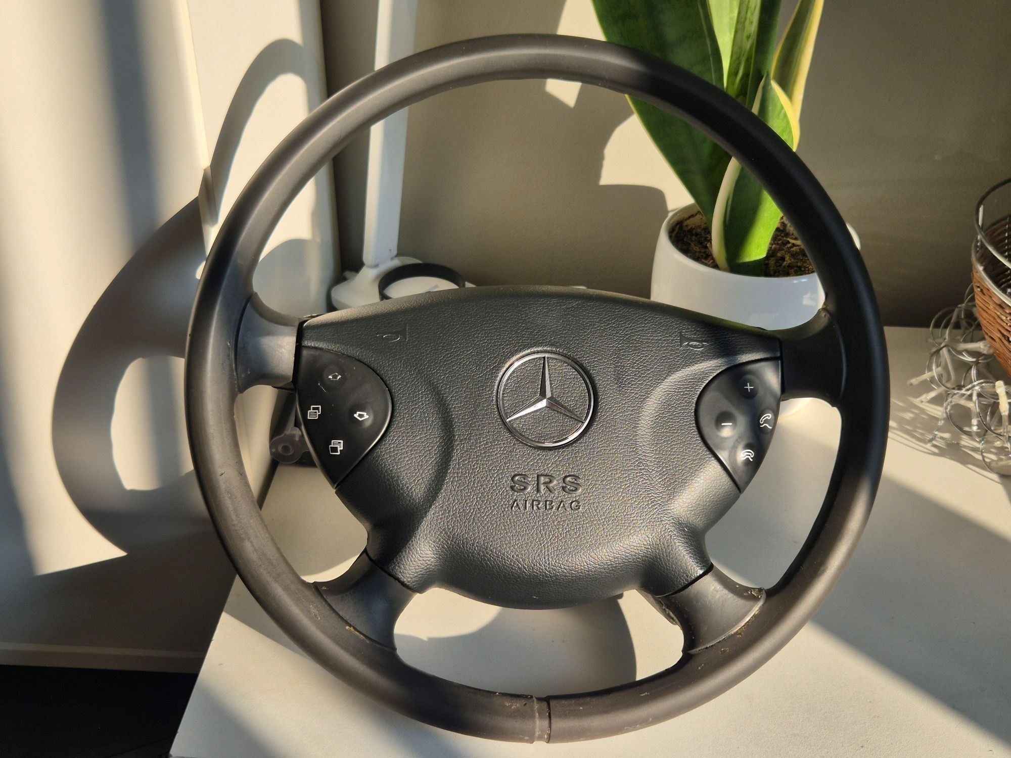 Kierownica Mercedes W211