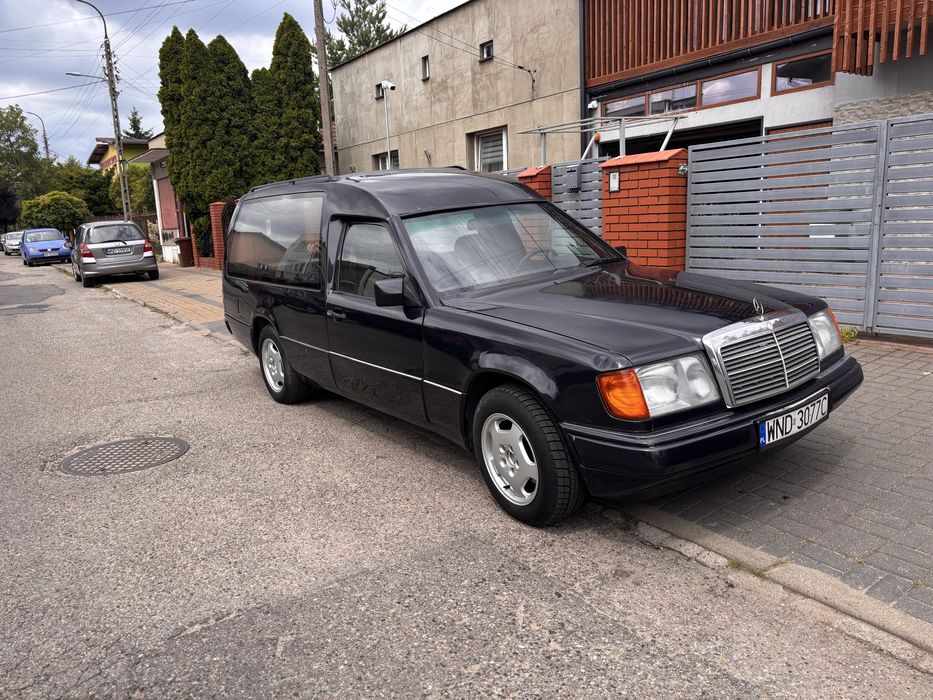 Mercedes-Benz W 124 Karawan pogrzebowy specjalny 1994r.skóry 2,5D