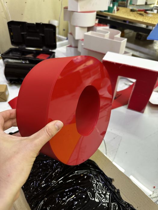 об’ємні літери світлові букви на магазин 3d