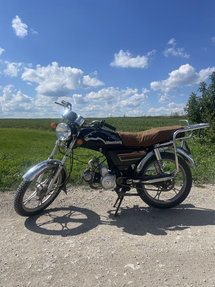Продам мопед Mustang