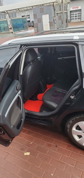 Шкода а 5 2011 рік