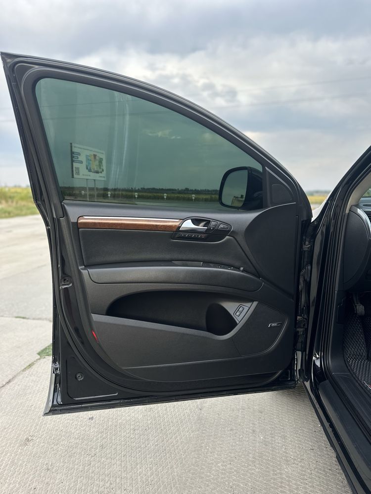 Audi Q7 4l продам