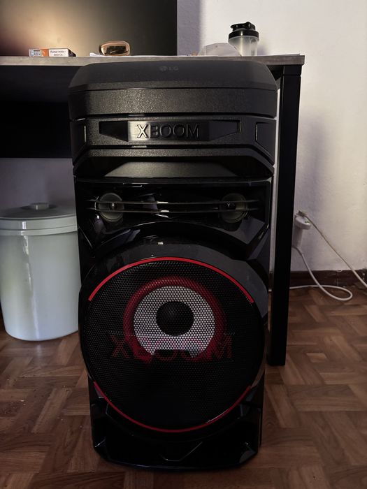 Para venda coluna LG nova tem uma hora de uso