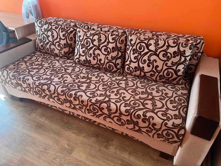 Диван мягкий, розкладний  (Вітальня, спальня)