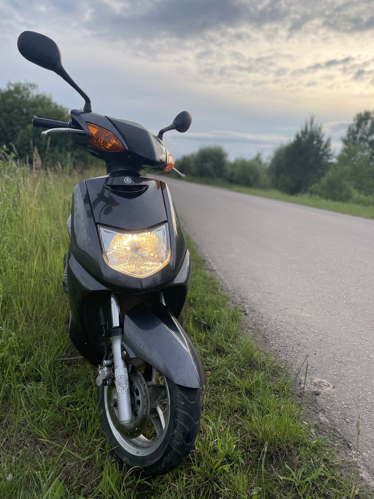 Продам скутер Yamaha Cygnus125