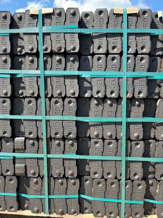 Brykiet REKORD "Schuetter" paczka 25 kg/paleta 1000kg