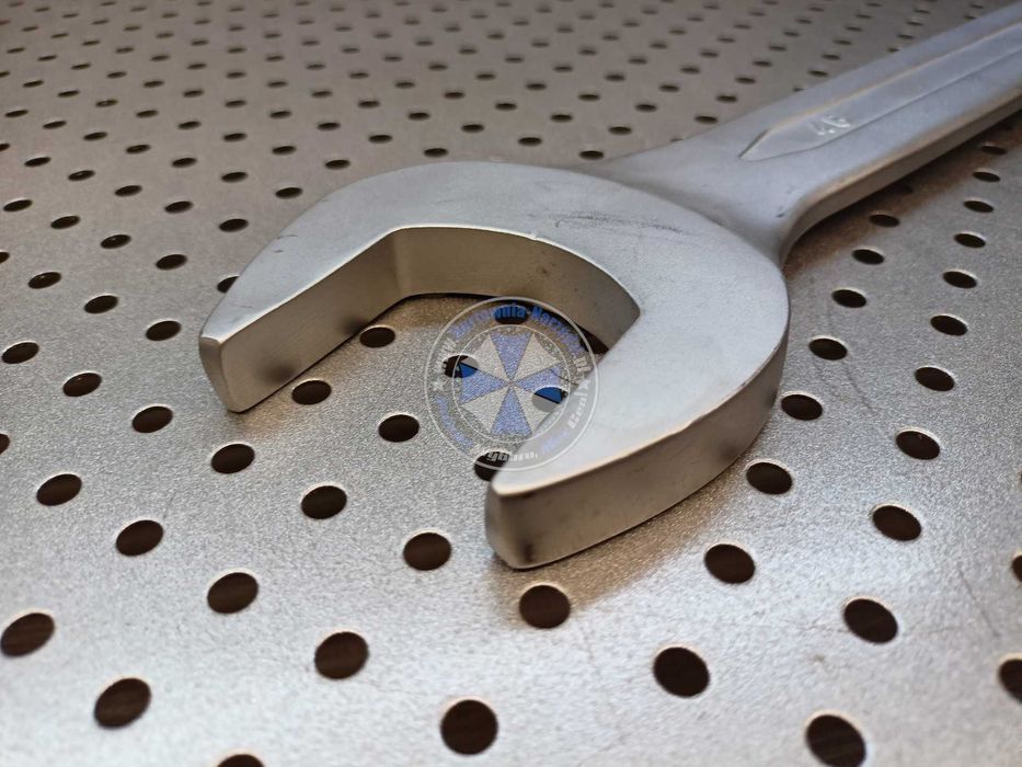 Klucz 46mm CrV  płasko-oczkowy 46mm klucz płaski 46mm satynowany