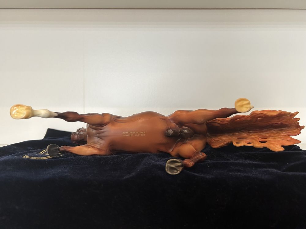 Breyer traditional Caliente