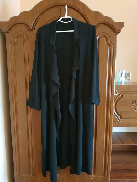 Чорна шифонова довга накидка фірми Atmoshere. Повністю нова