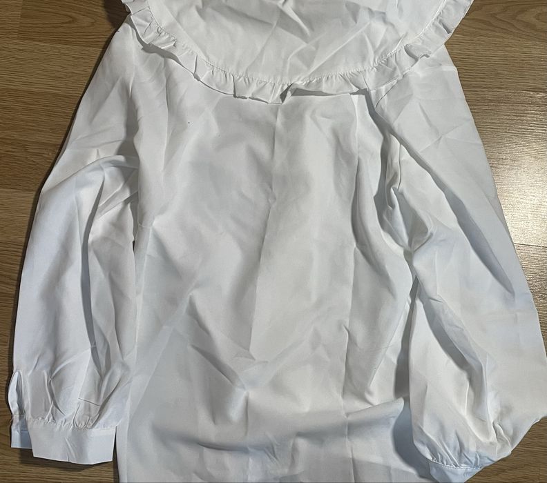 Блуза з оборками