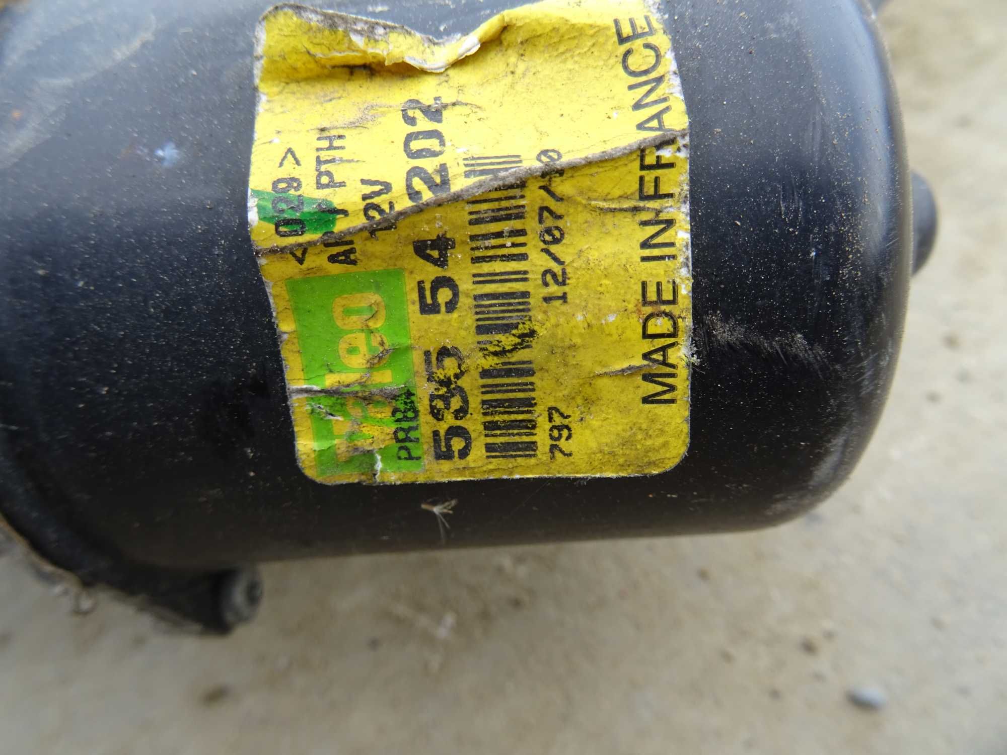 Mechanizm wycieraczek z silnikiem Renault Trafic