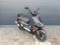 Peugeot Speedfight 4 2T wersja Total.