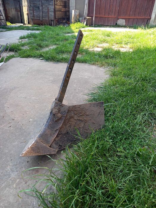 Картоплесаджалка до мотоблока