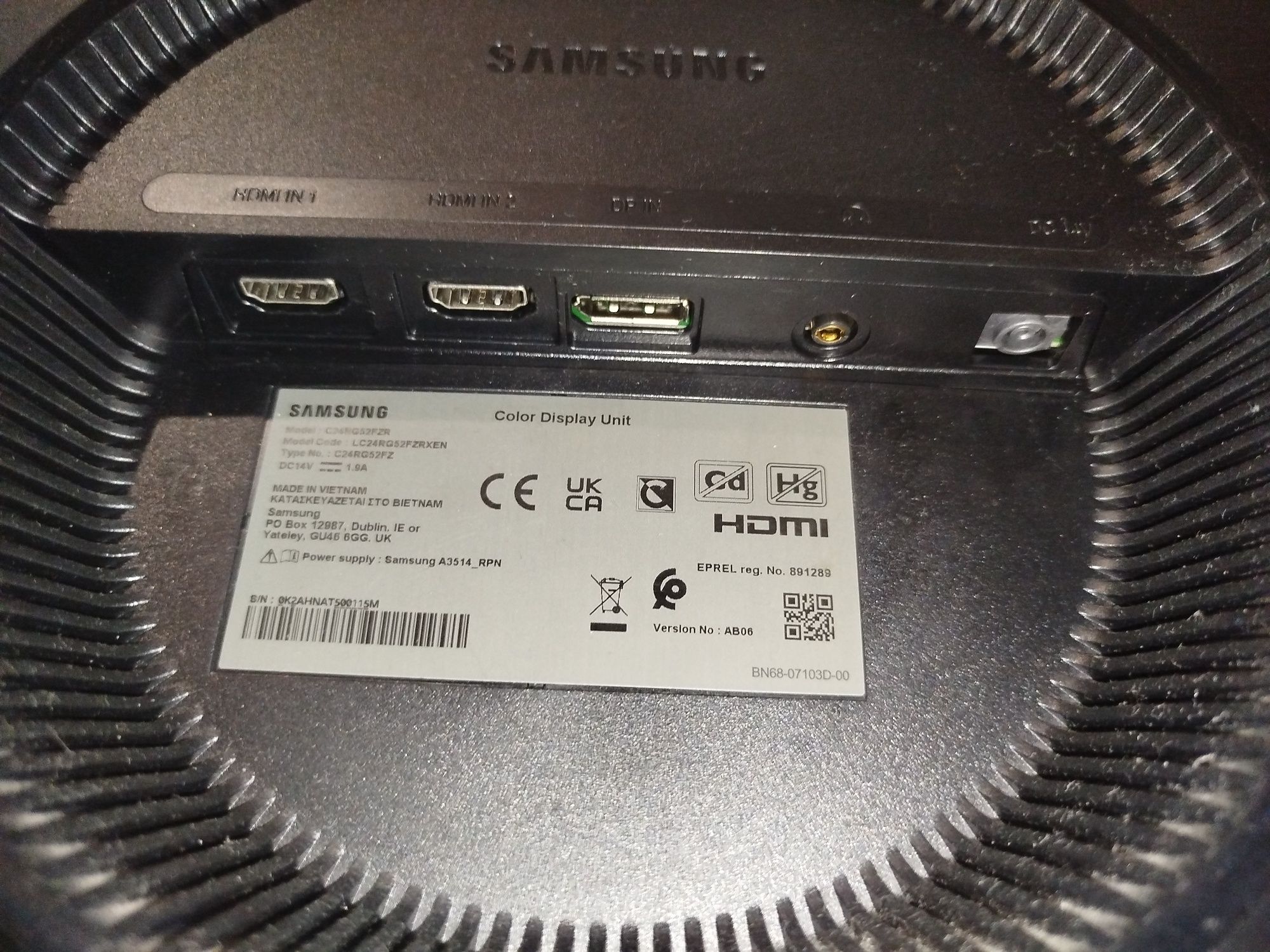 sprzedam monitor samsung 144hz lub zamienie na inny