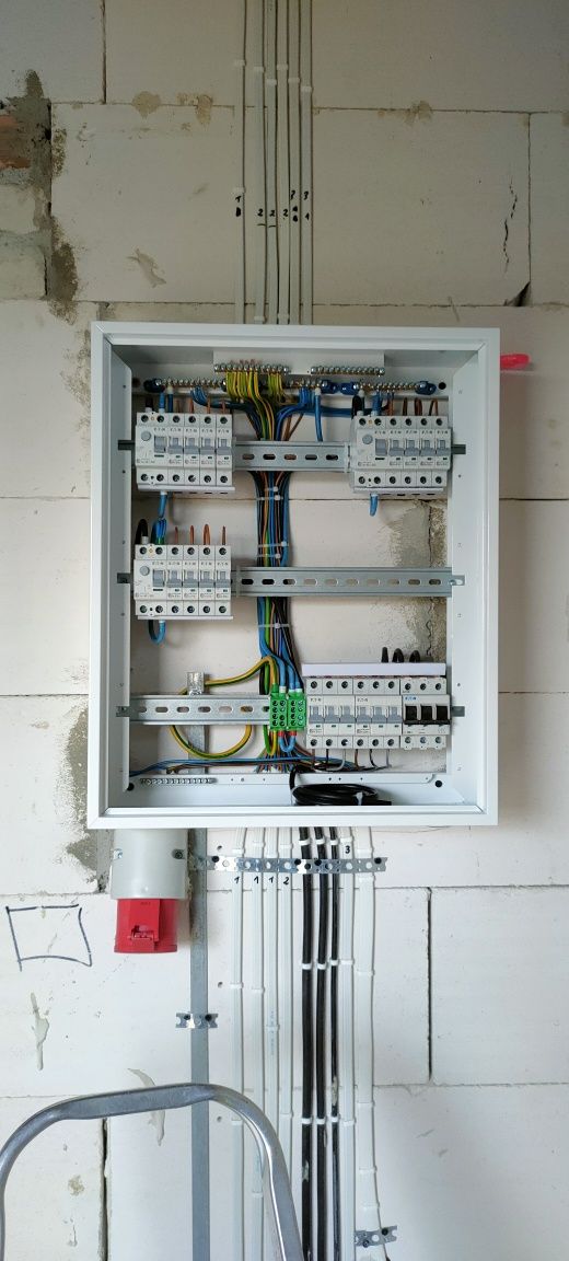 Elektryk usługi elektryczne instalacje Radom 45zł