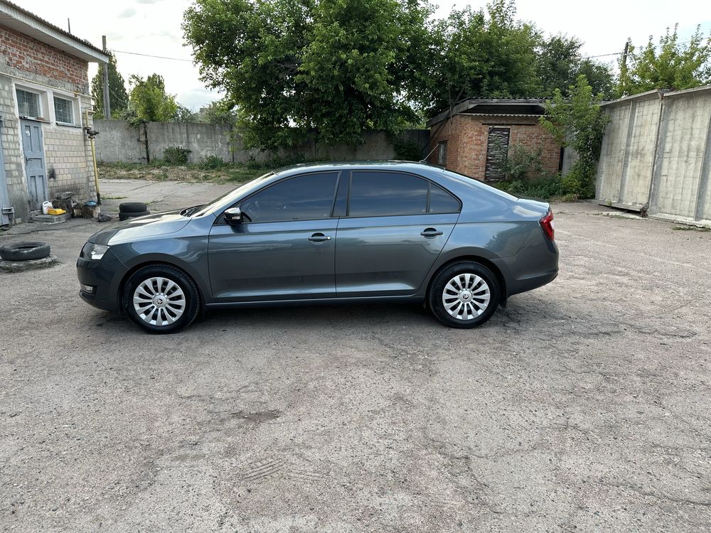 Skoda Rapid 1.6 мрі