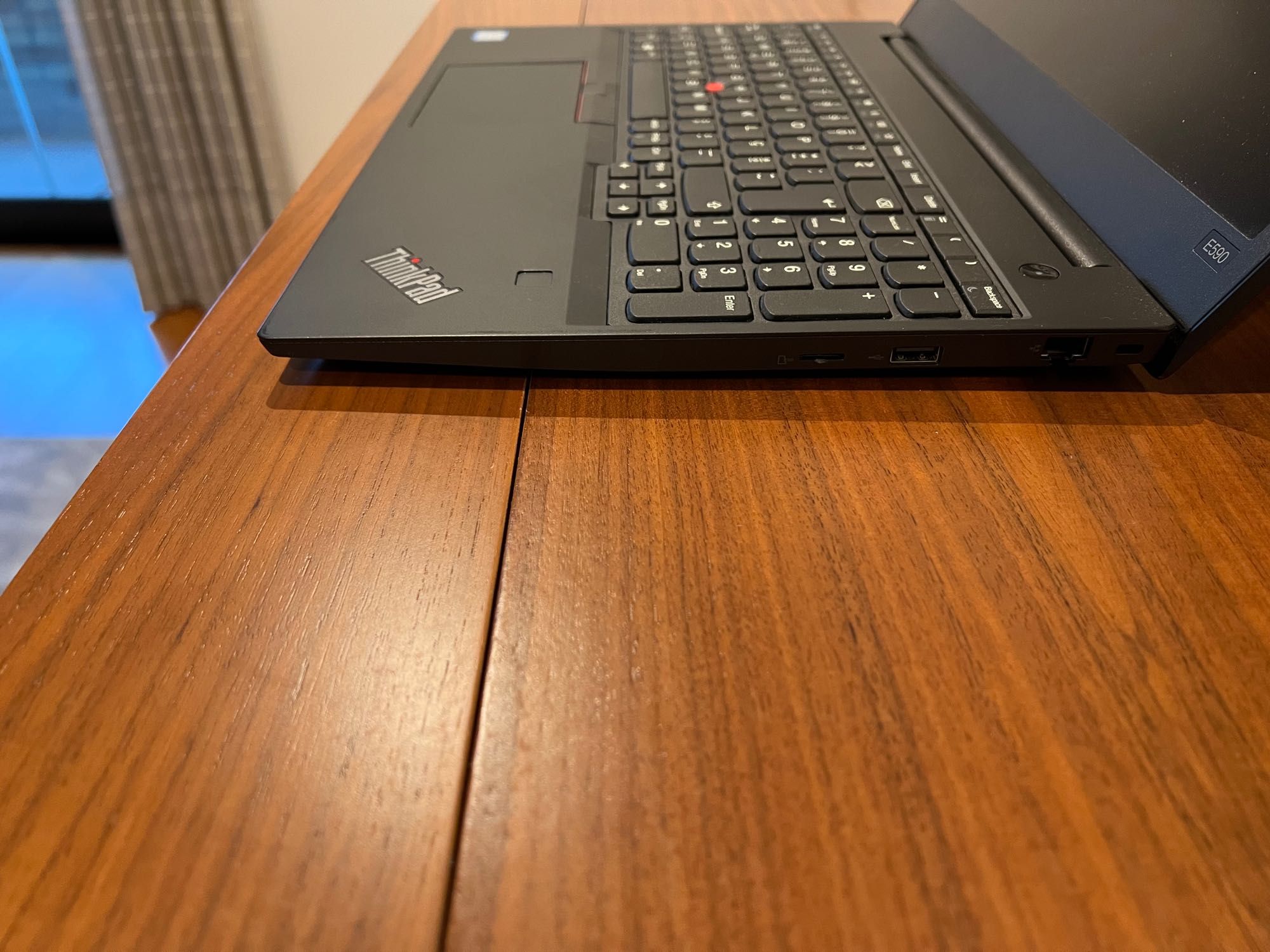 Portátil Lenovo Thinkpad E590 i5 8 GB RAM